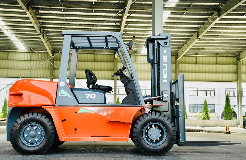 7 ton Heli forklift CPCD70-W5G
